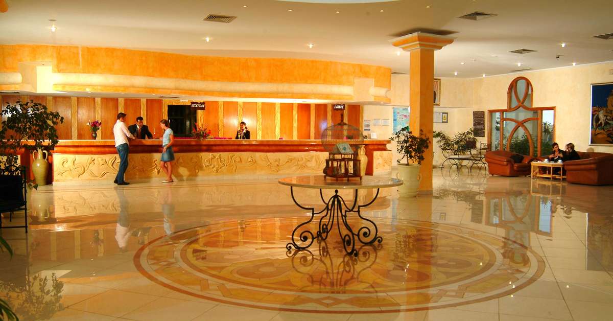 Een foto van het interieur van Houda Golf & Beach Resort