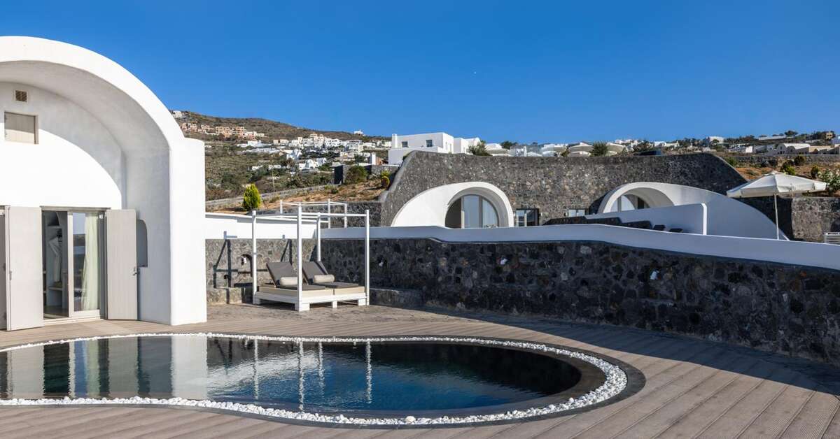 Een foto van Danae Suites Santorini
