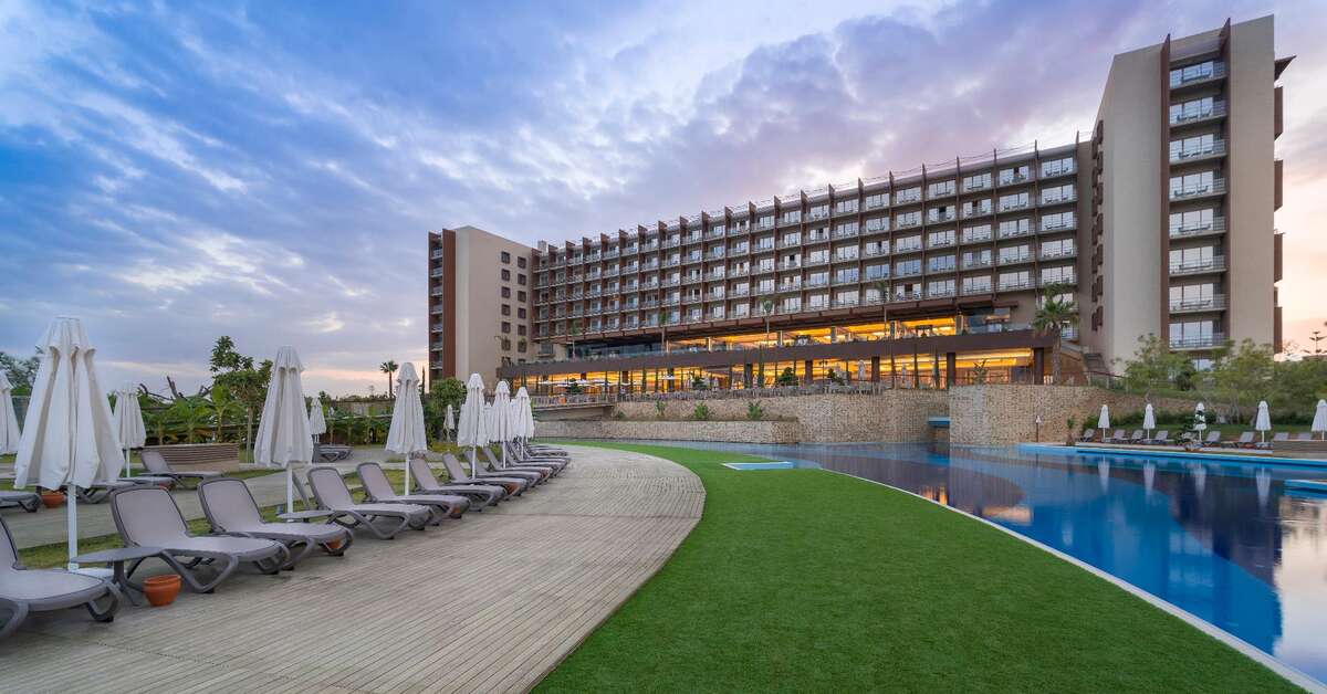 Een foto van de buitenkant van Concorde Luxury Resort