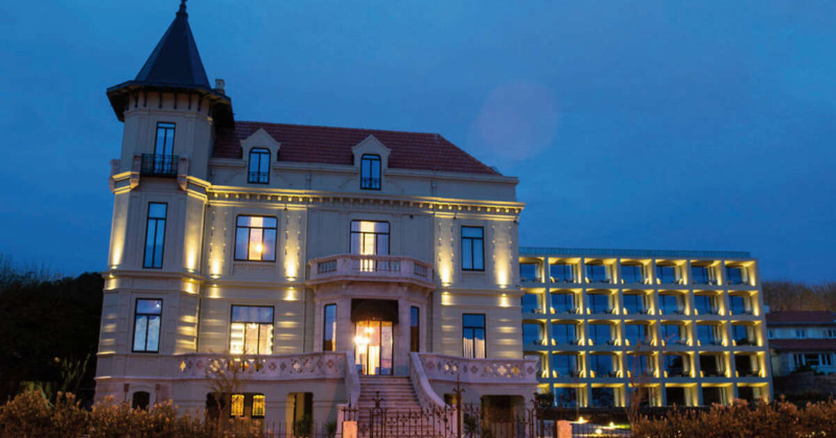 Een foto van de buitenkant van Vila Foz Hotel & Spa