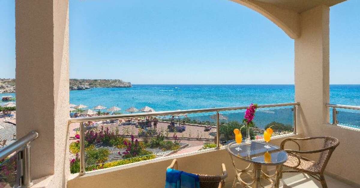 Een foto van Paralos Rodos