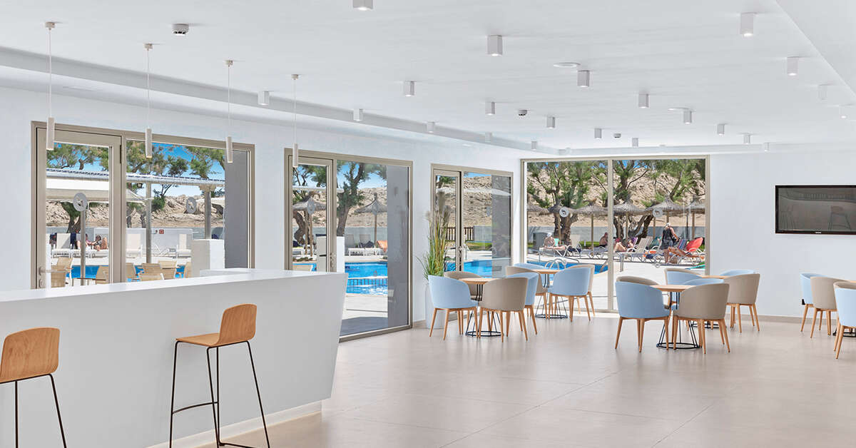 Een foto van het interieur van THB Cala Lliteras