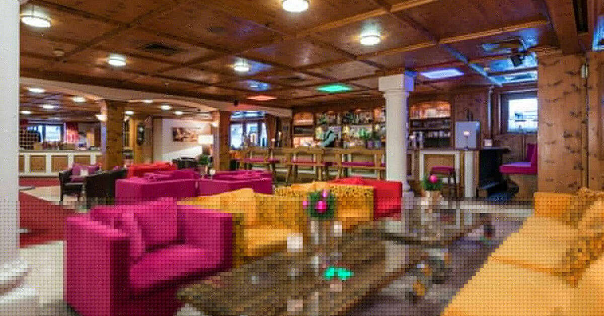 Ein Foto vom Innenbereich im Hotel Eva Village