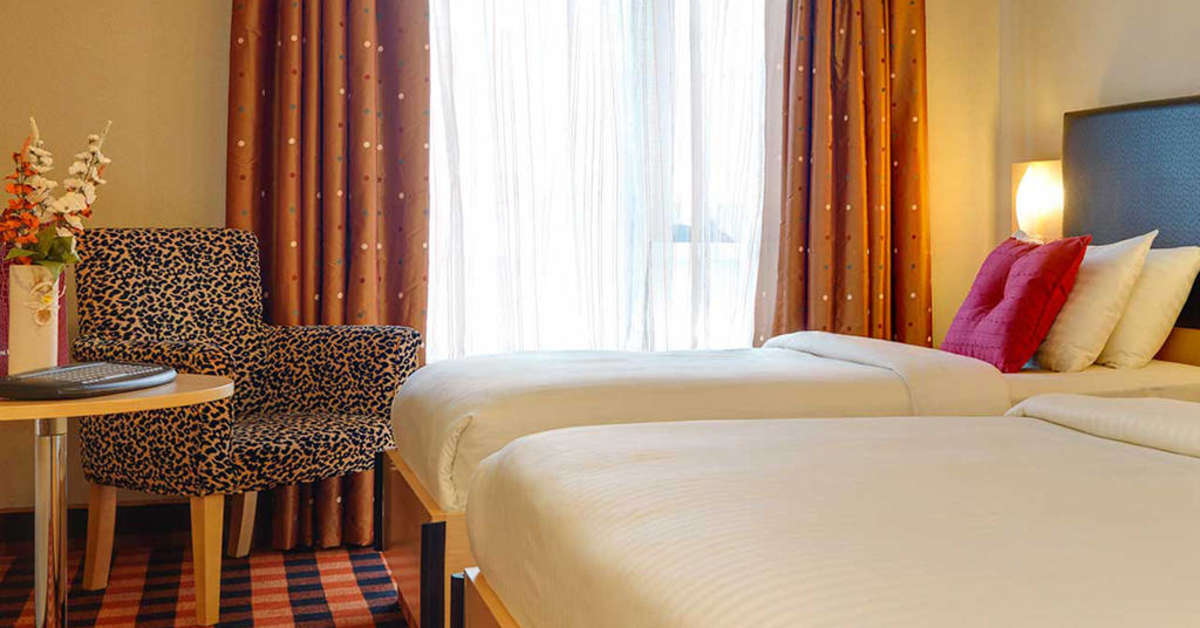 Een foto van The Academy Plaza Hotel