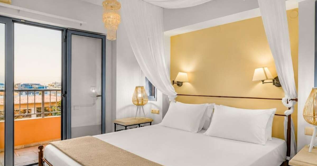 Ein Foto Golden Bay Hotel