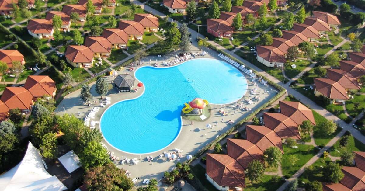 Ein Foto vom Pool im Hotel Bella Italia