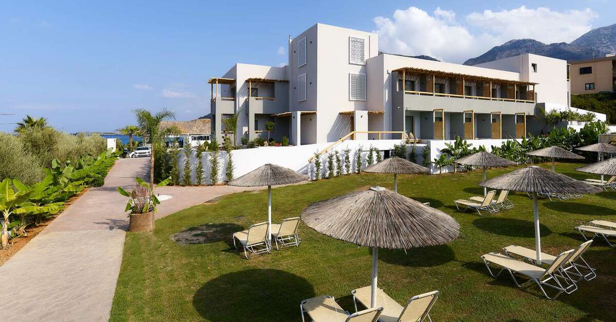 Een foto van het terras bij Bali Star Resort Hotel