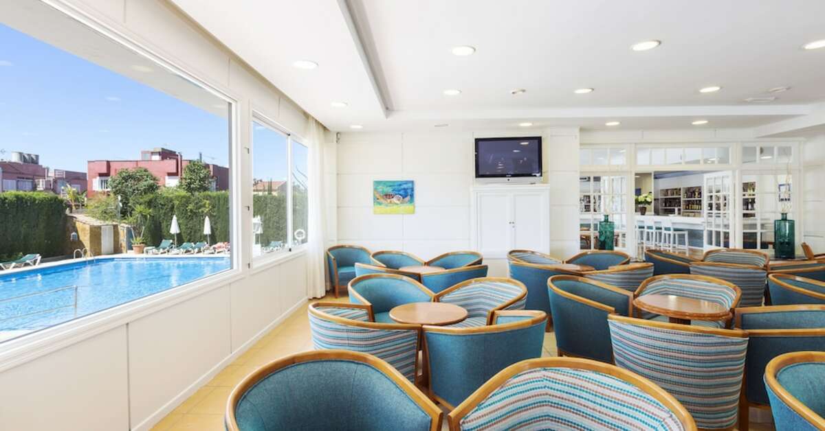 Een foto van de buitenkant van Don Miguel Playa Hotel