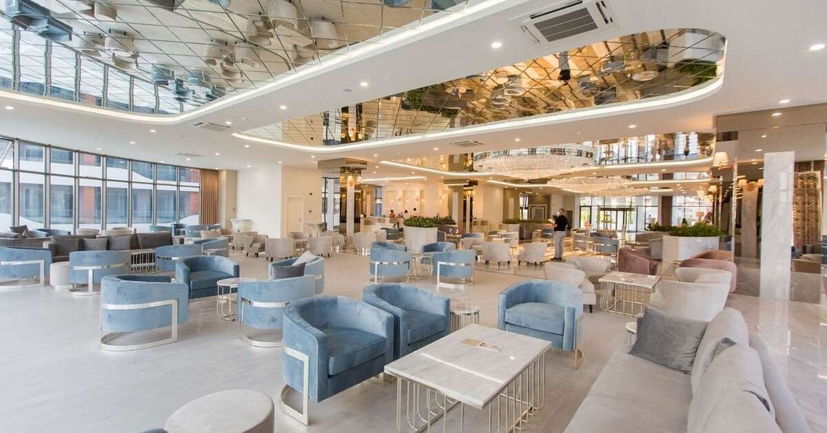 Een foto van het interieur van Victory Be Mine