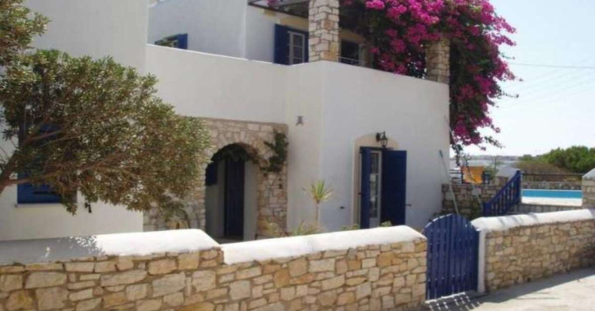 Een foto van Mrs Armelina Paros