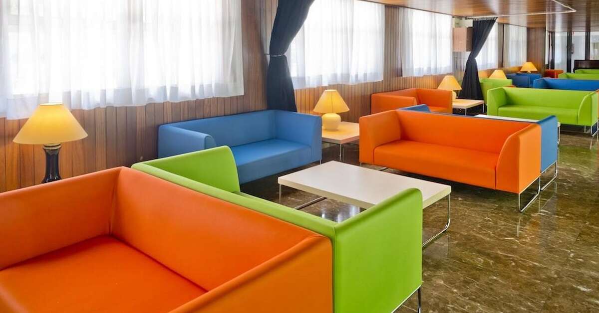 Een foto van het interieur van Hotel GHT Oasis Park & Spa