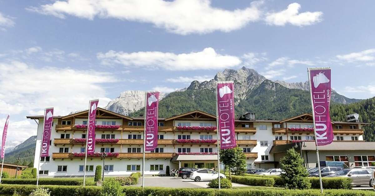 Een foto van de buitenkant van KU Hotel by Rilano