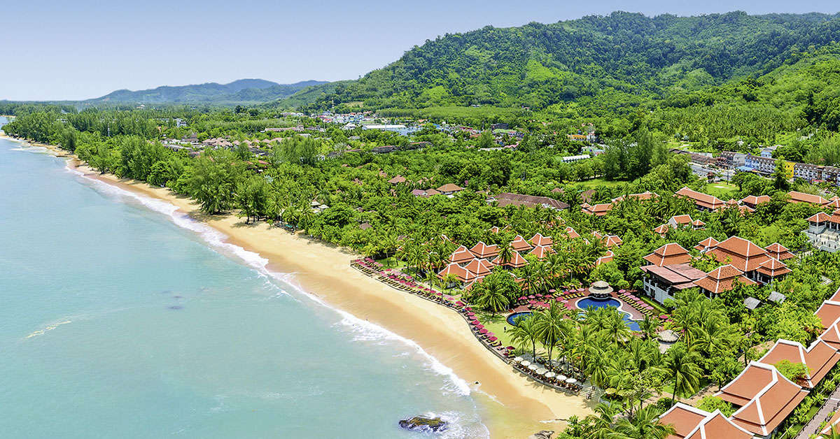 Een foto van het strand bij Khao Lak Laguna Resort