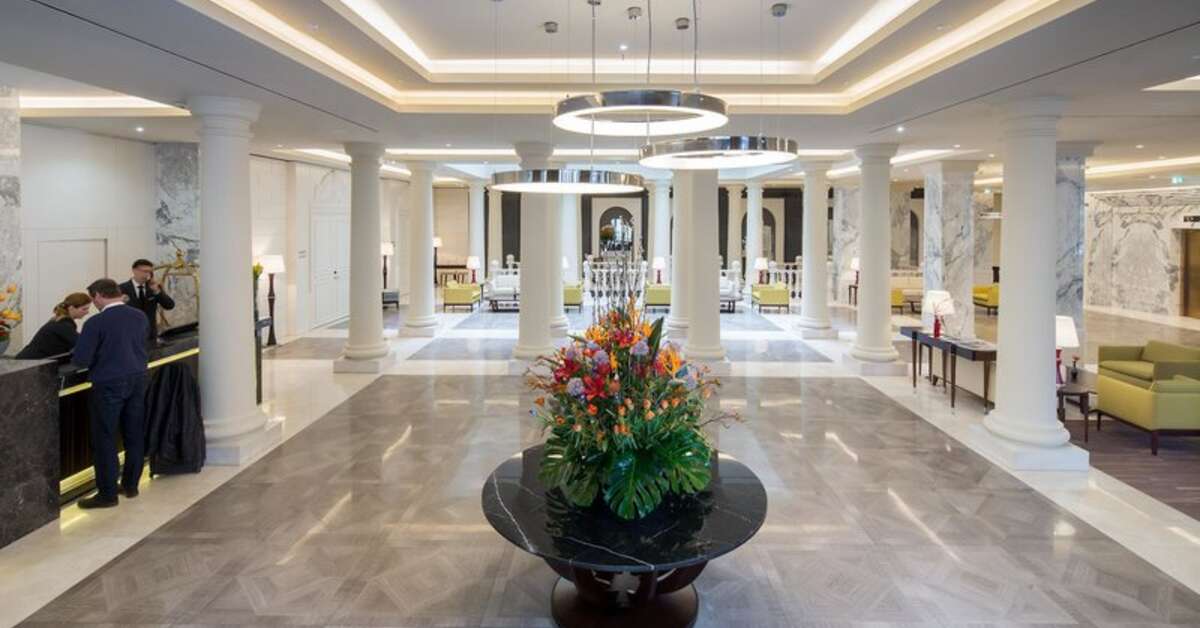 Een foto van het interieur van Titanic Gendarmenmarkt Berlin