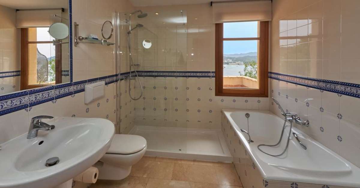 Ein Foto Petit Cala Fornells Hotel