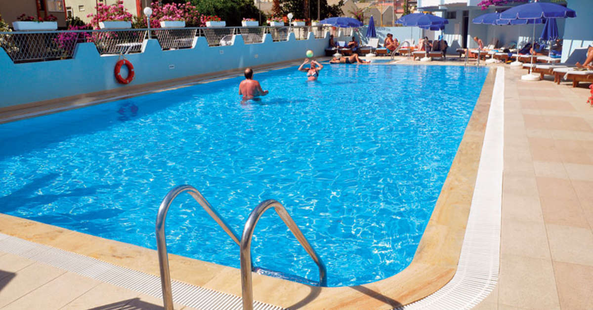 Ein Foto vom Pool im Hotel Blue Diamond Alya