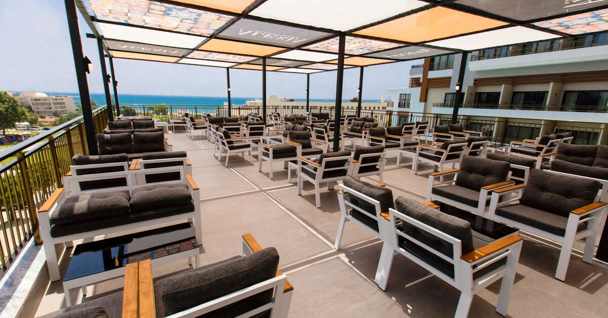 Een foto van het terras bij Alexia Resort & Spa