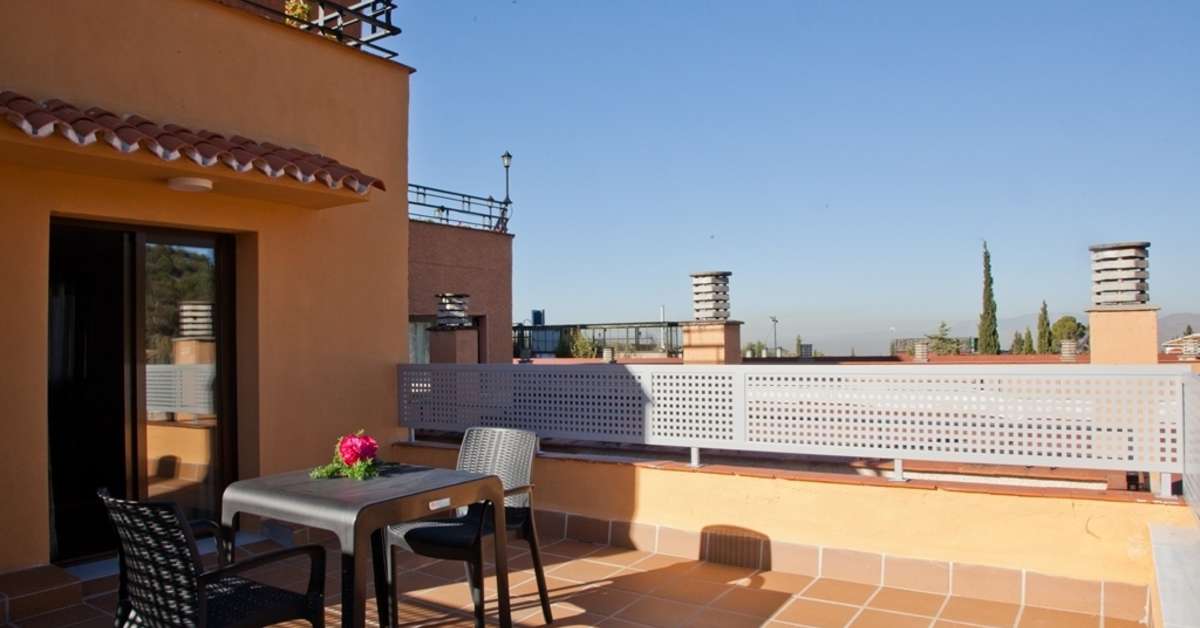 Een foto van het terras bij Porcel Alixares
