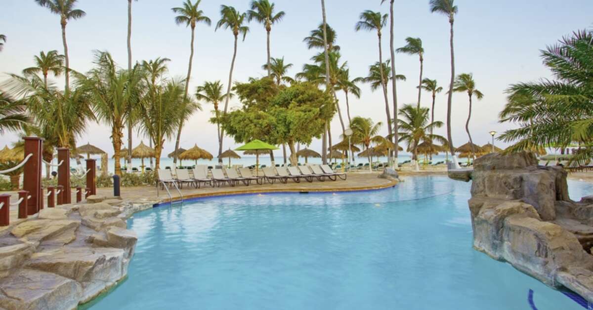 Een foto van het zwembad bij Holiday Inn Resort Aruba Beach Resort & Casino