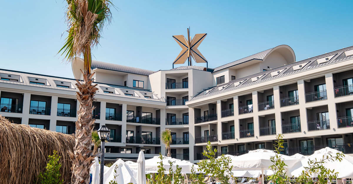 Een foto van de buitenkant van Hotel The X Belek
