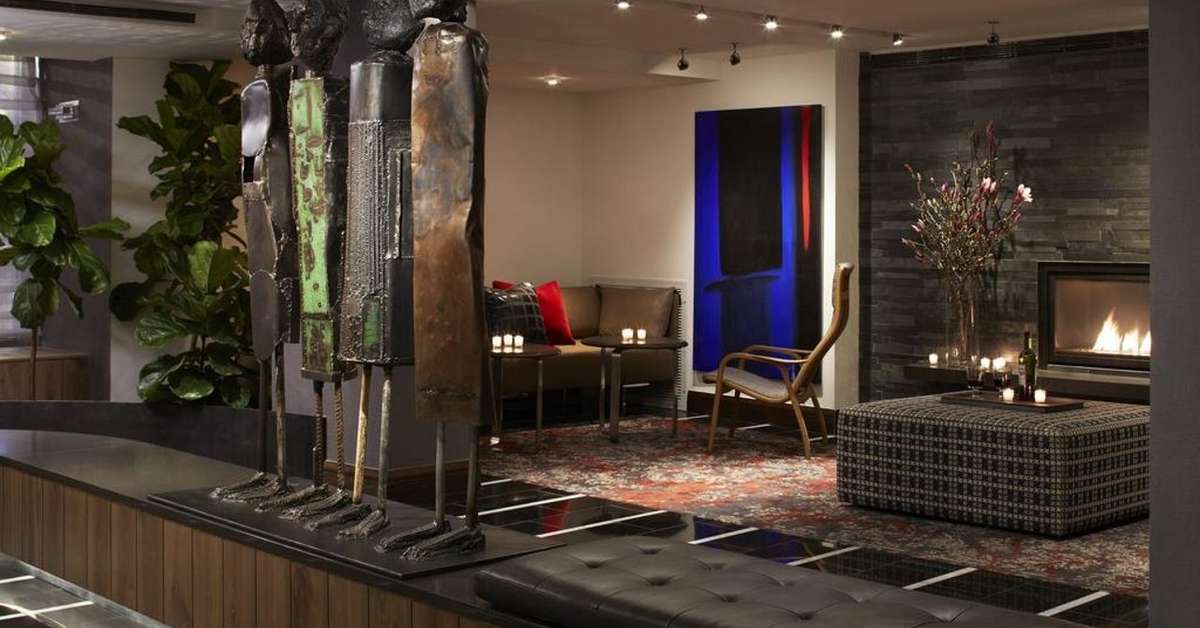 Ein Foto Fifty Hotel & Suites by Affinia