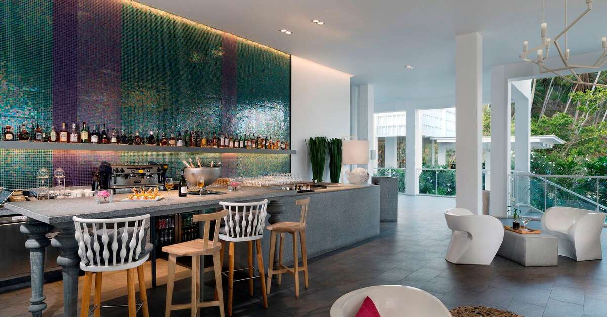 Een foto van The Nai Harn Phuket