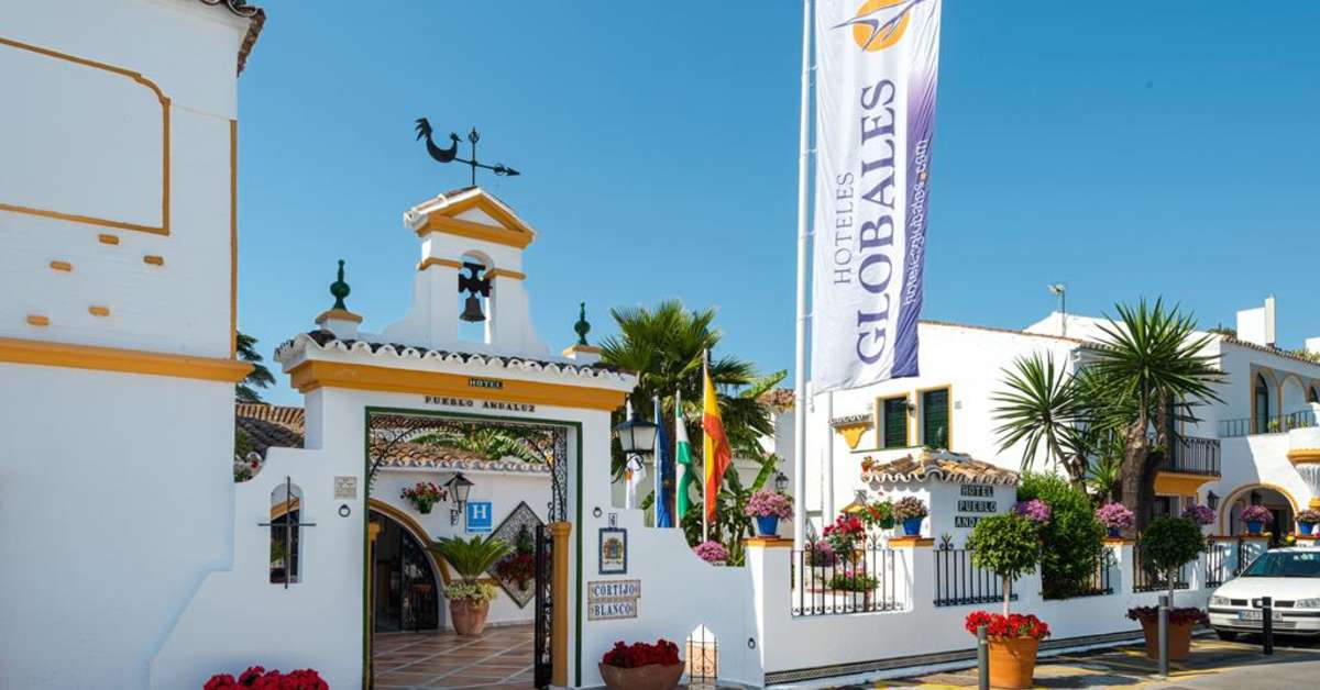 Een foto van de buitenkant van Globales Pueblo Andaluz