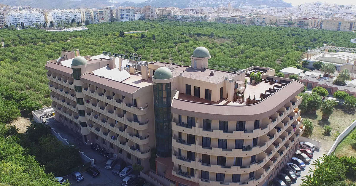 Een foto van de buitenkant van Hotel Victoria Playa