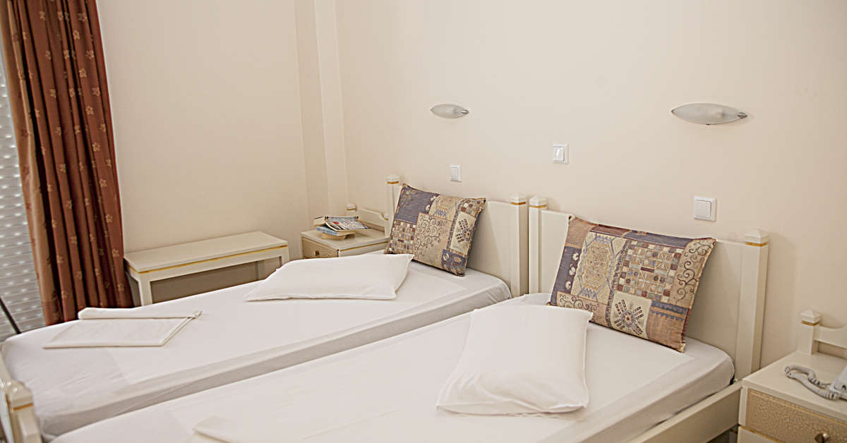 Een foto van Theonia Hotel