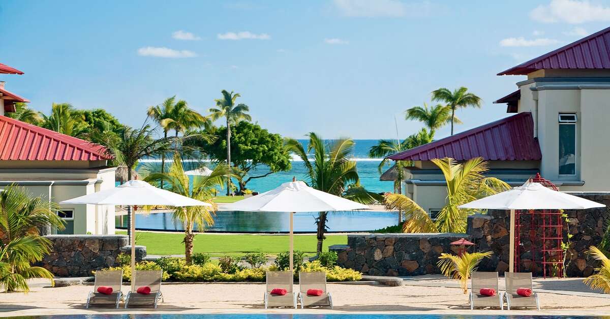Een foto van het zwembad bij Tamassa Resort