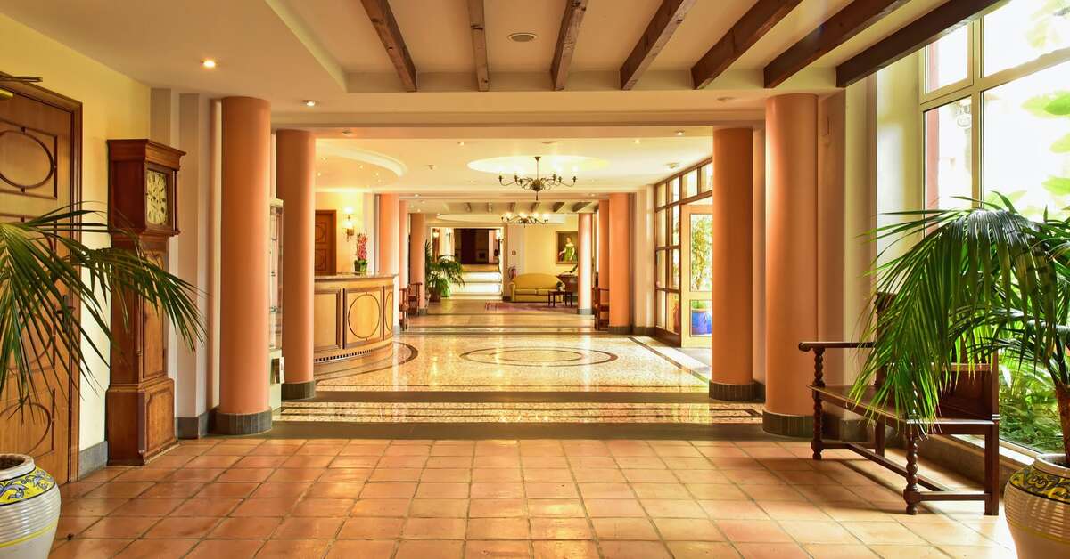 Een foto van het interieur van Pestana Miramar