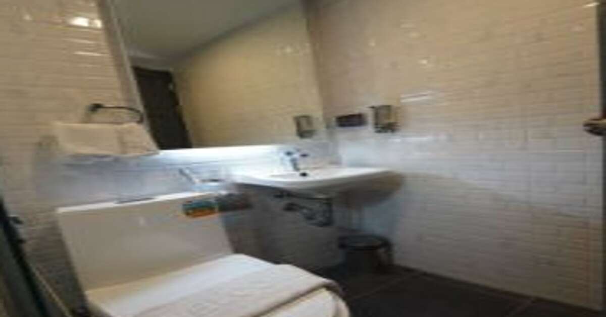 Een foto van RoomQuest Sukhumvit36 BTS Thonglor