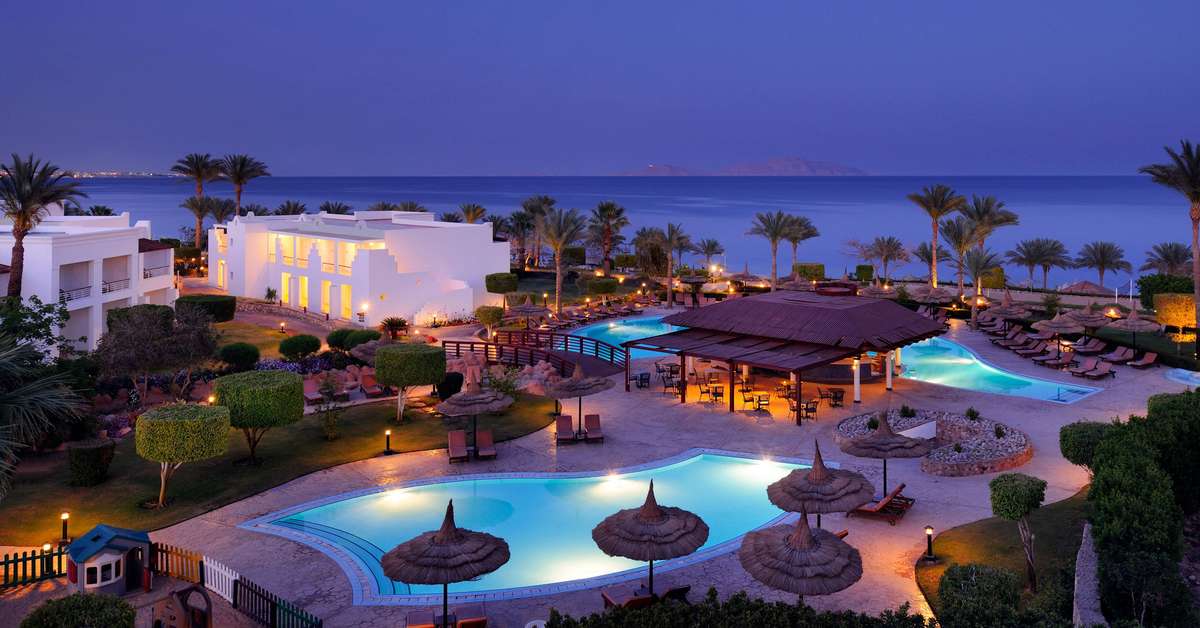 Ein Foto Renaissance Golden View Beach Resort