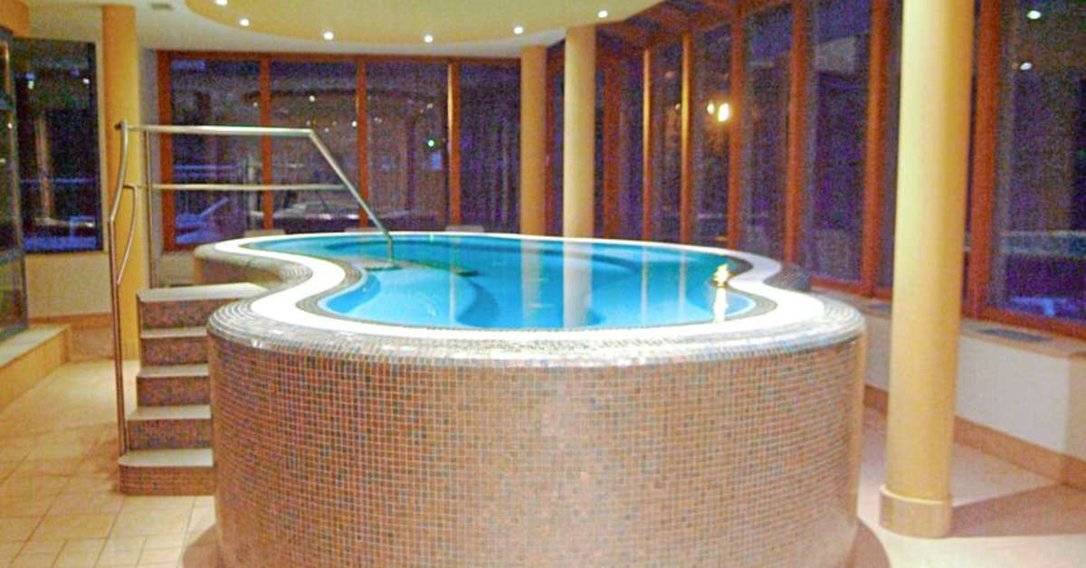 Een foto van het zwembad bij Family Hotel Hinteregger