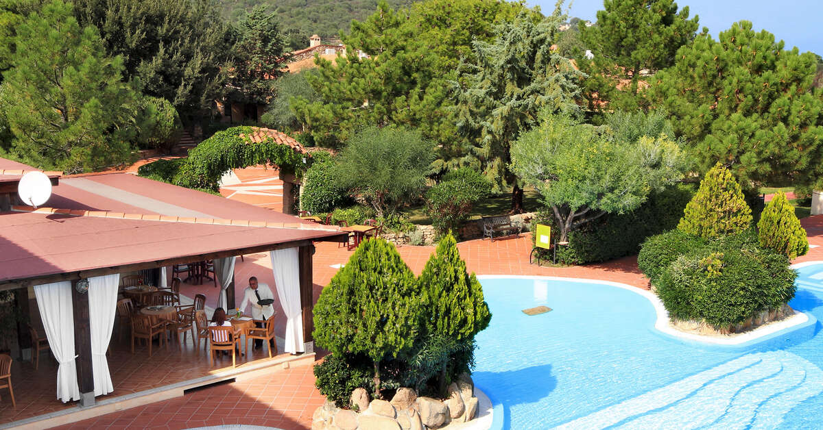 Ein Foto Colonna Hotel Du Golf