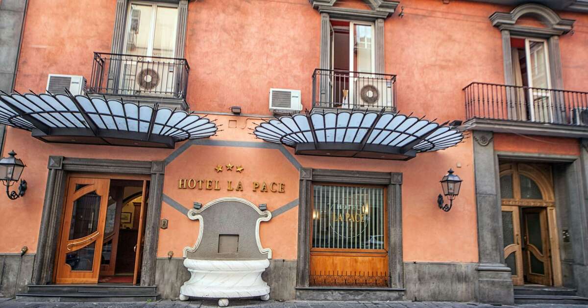Een foto van Hotel La Pace Napoli