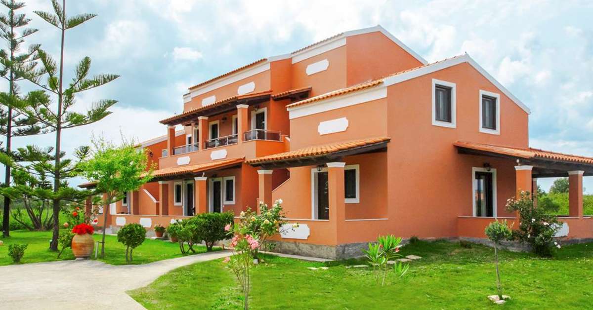 Een foto van de buitenkant van Appartementen Ionian Blue