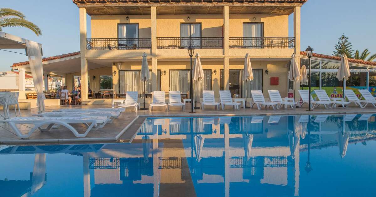 Ein Foto vom Pool im Creta Aquamarine Hotel