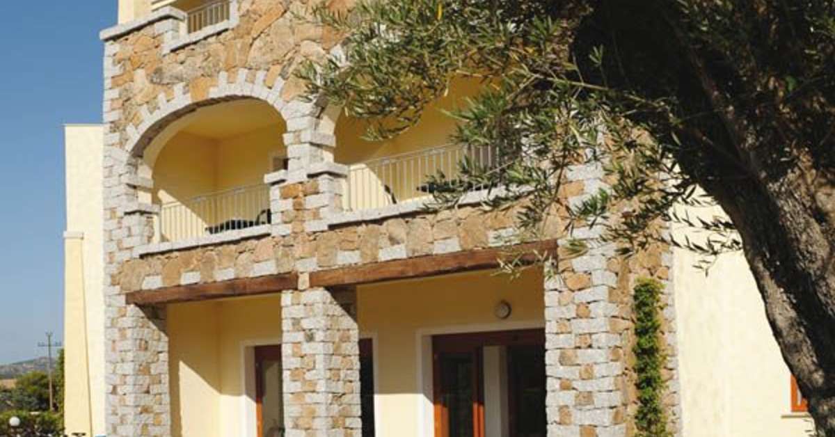 Een foto van de buitenkant van Blu Hotel Morisco Village