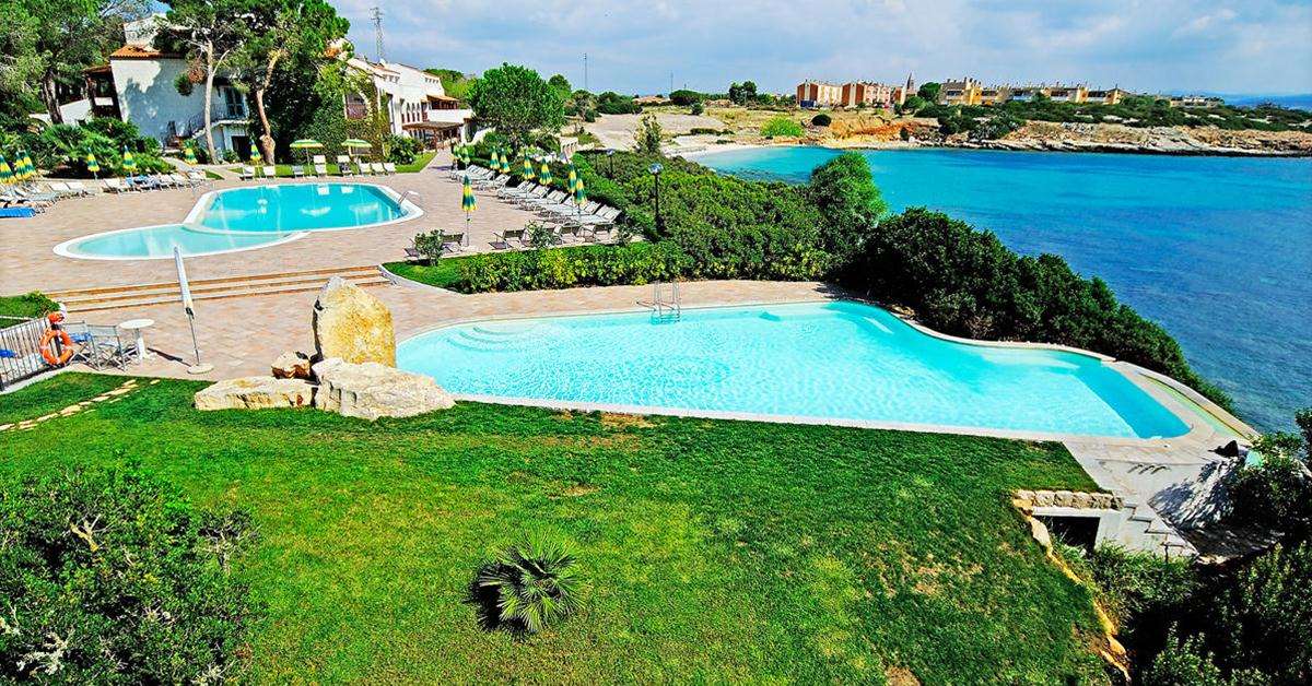 Een foto van het zwembad bij Hotel Punta Negra