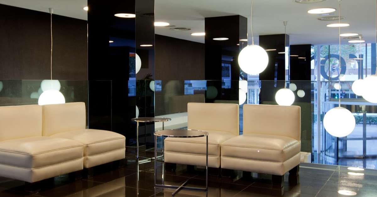 Een foto van het interieur van Climia Belroy Hotel