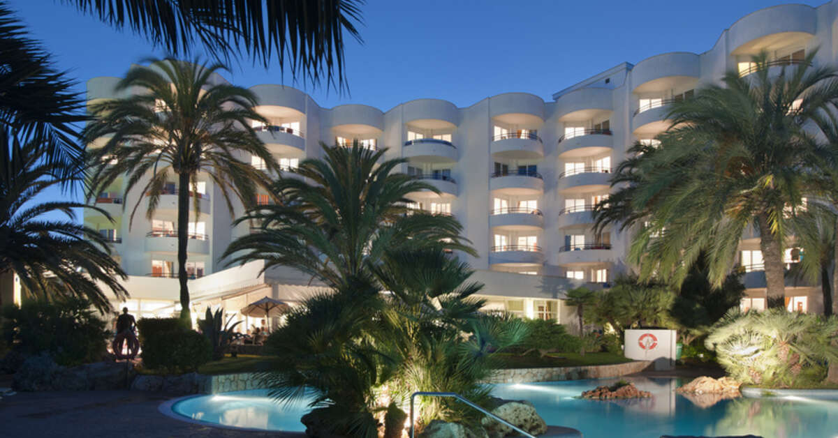 Ein Foto vom Pool im Hipotels Dunas Cala Millor