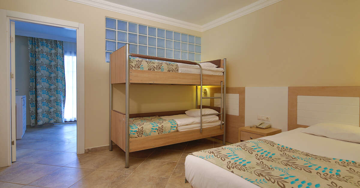 Een foto van Ramada Hotel & Suites by Wyndham Kusadasi