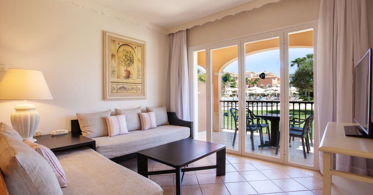 Ein Foto Grupotel Macarella Suites & Spa
