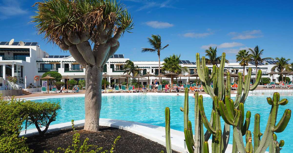 Ein Foto vom Pool im Ilunion Costa Sal Lanzarote 