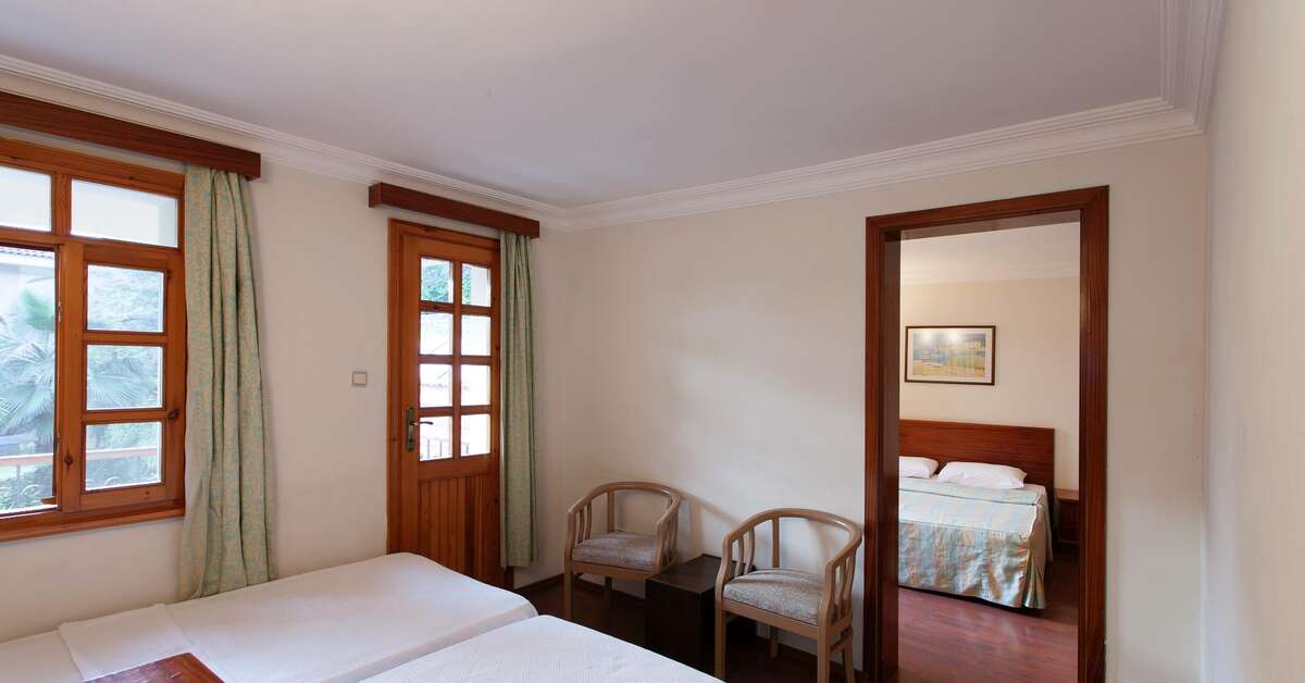 Ein Foto Perdikia Beach Hotel