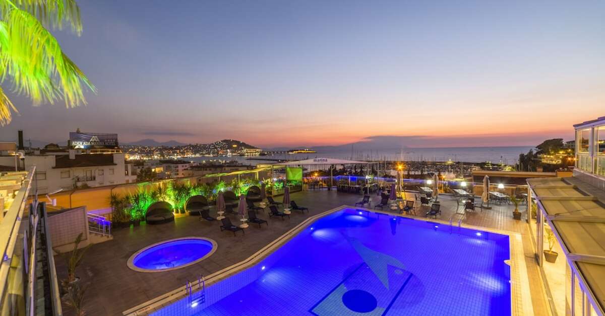 Een foto van het zwembad bij Elite World Kusadasi