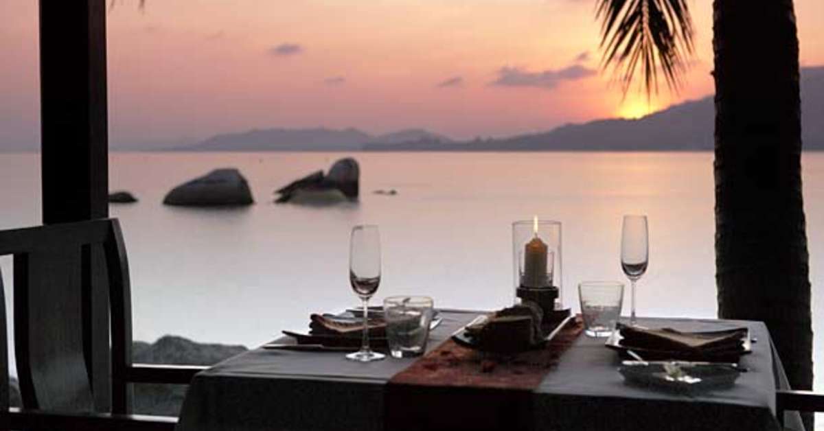 Een foto van het terras bij Renaissance Koh Samui Resort & Spa