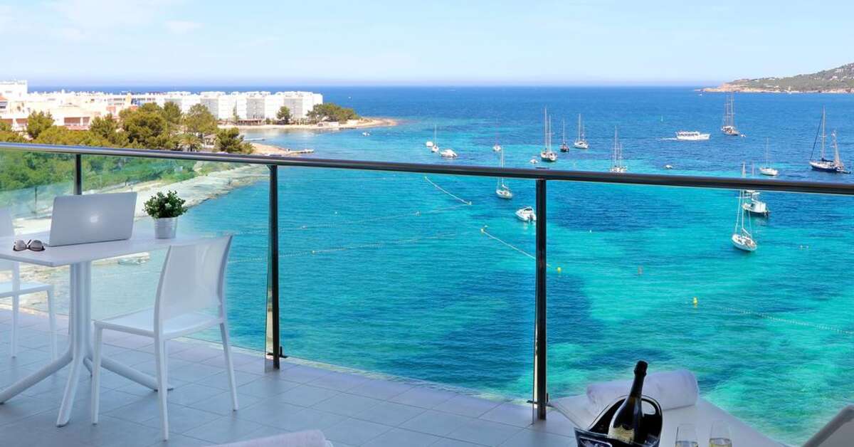 Een foto van Axel Beach Ibiza