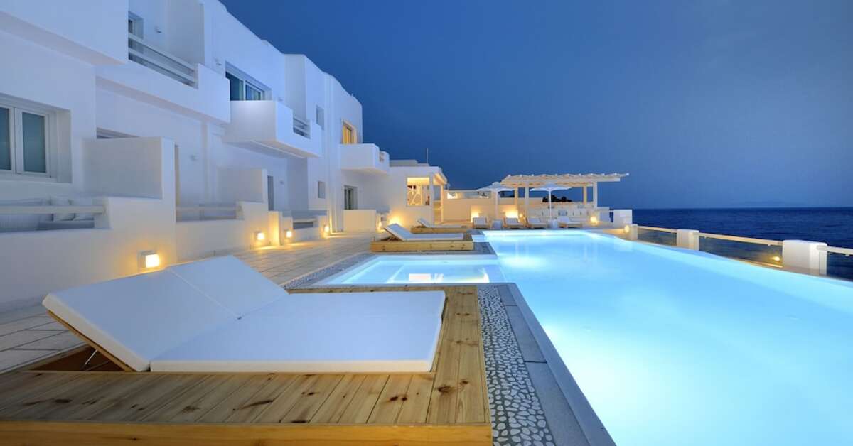 Een foto van het zwembad bij Nissaki Boutique Hotel